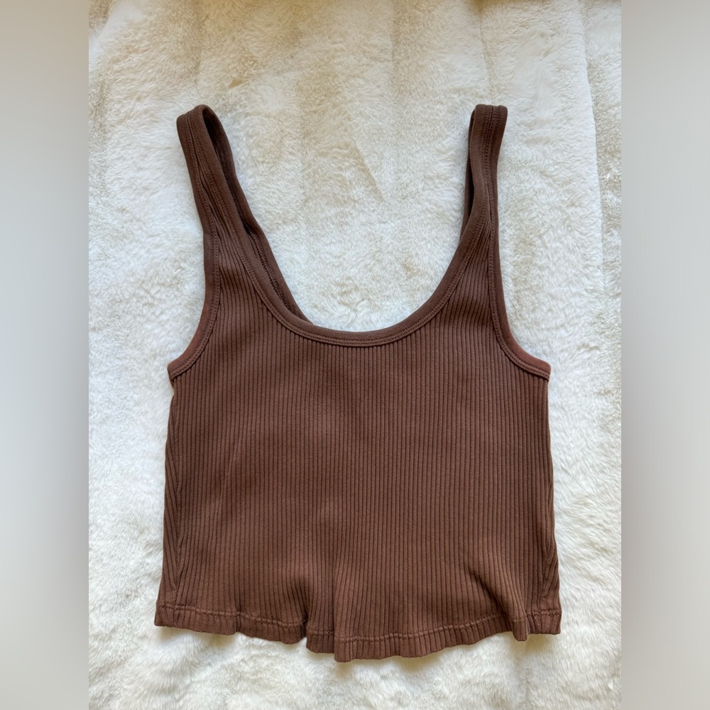 brown crop top